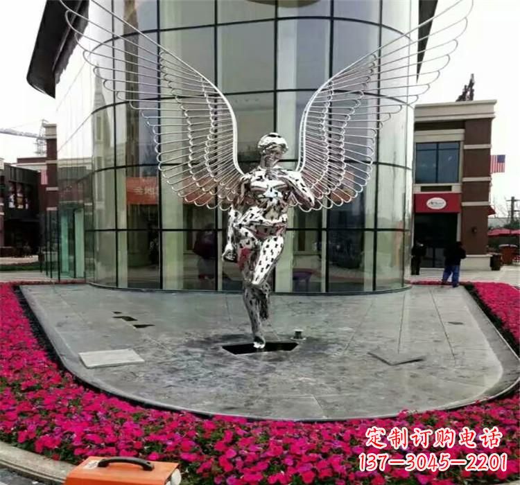 南京不锈钢天使雕塑传递着爱的美丽