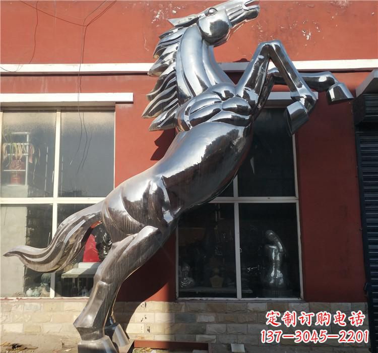 南京不锈钢跳跃马雕塑