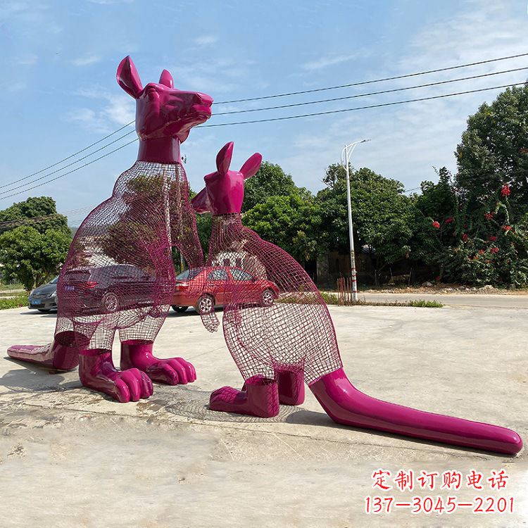 南京不锈钢袋鼠雕塑给公园带来美好景观