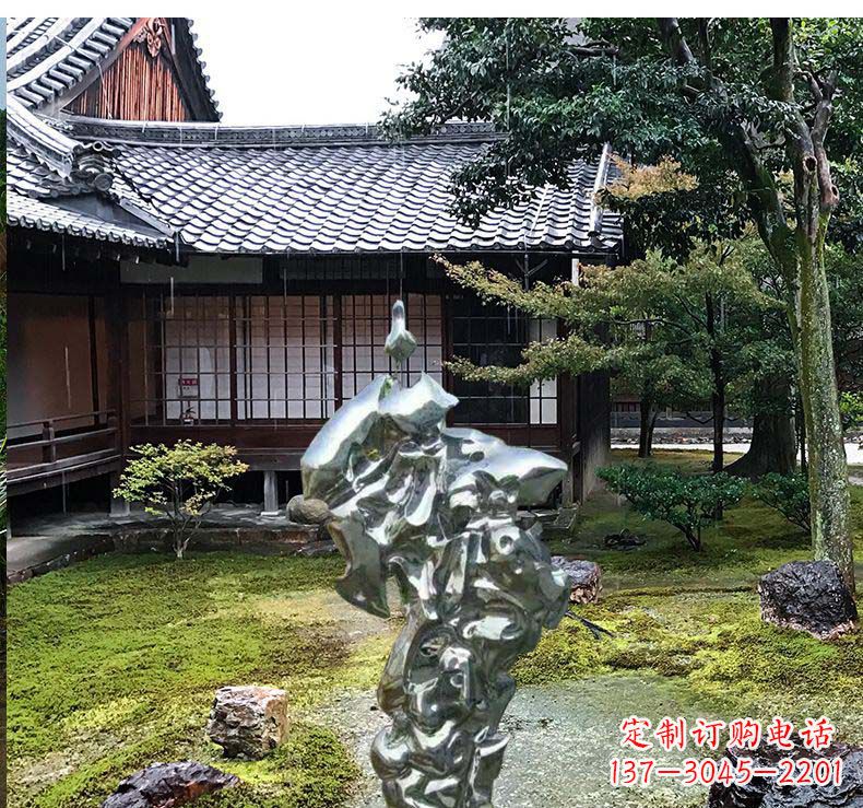 南京太湖石雕塑艺术与美感的完美结合