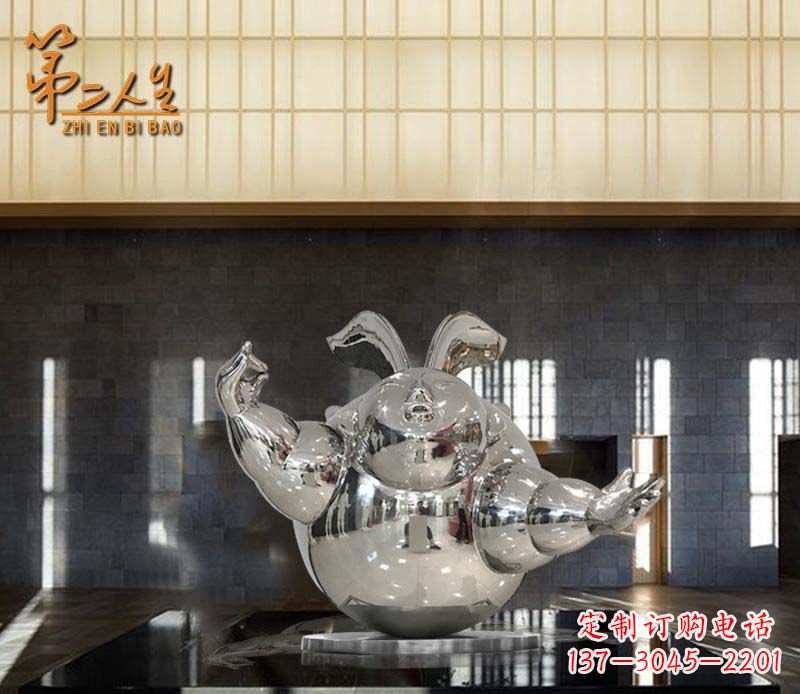 南京不锈钢兔子雕塑——精致雕刻的艺术品