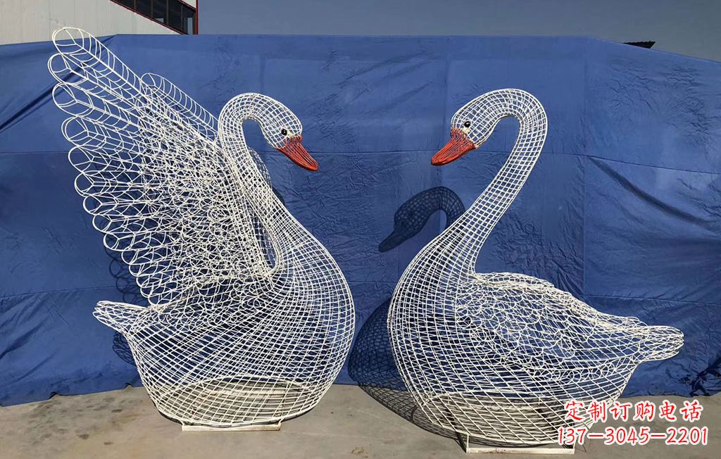 南京不锈钢网格天鹅雕塑公园园林的精美装饰