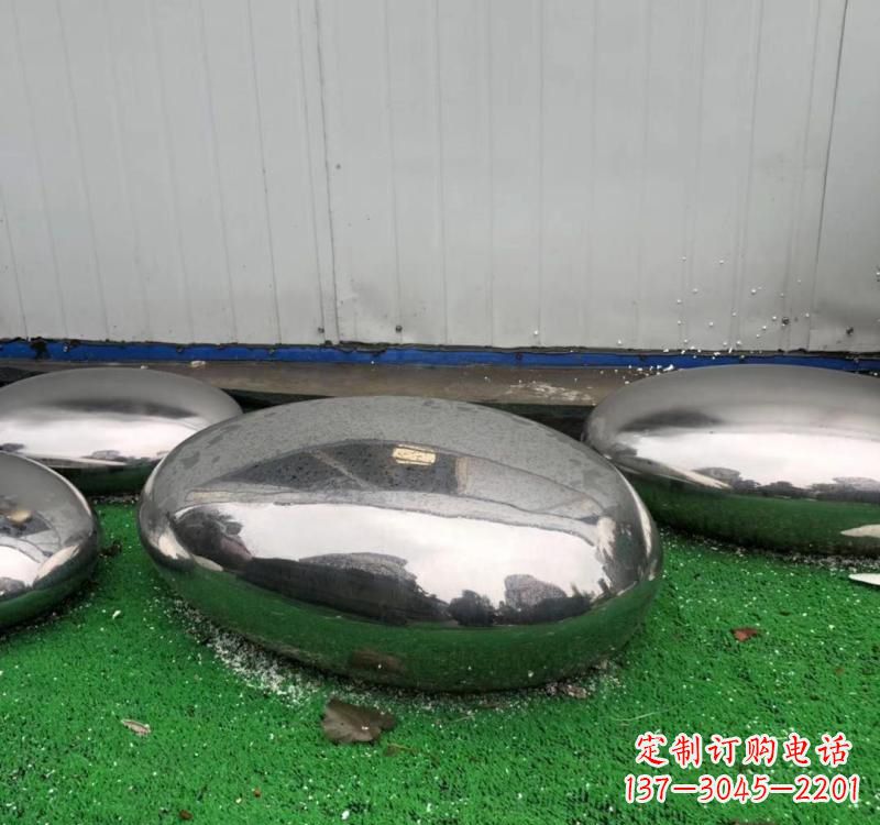 南京不锈钢现代艺术鹅卵石雕塑