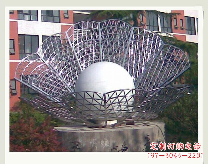南京海洋精灵不锈钢贝壳雕塑