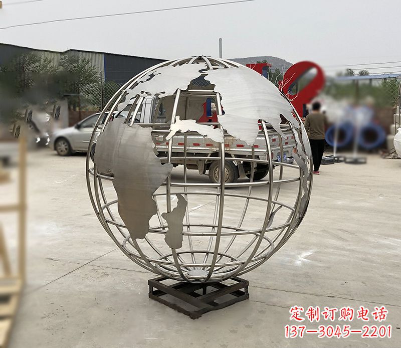 南京不锈钢校园地球仪雕塑见证地球美景