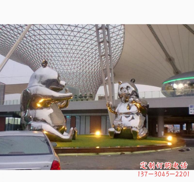 南京不锈钢熊猫雕塑