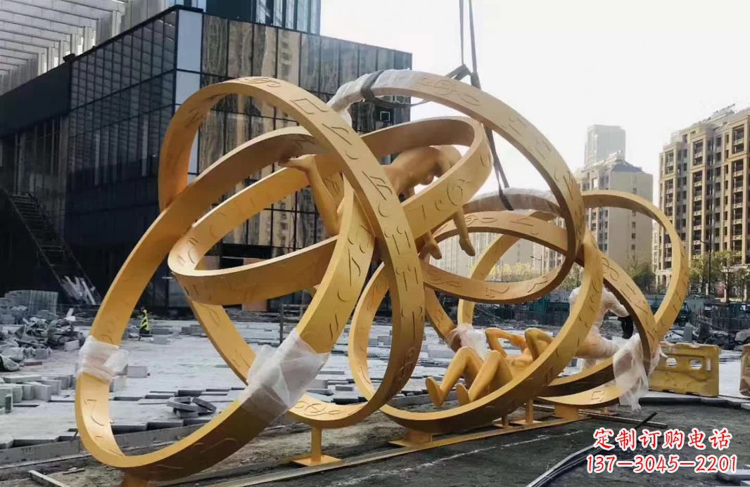 南京不锈钢音符运动人物雕塑艺术融合音乐