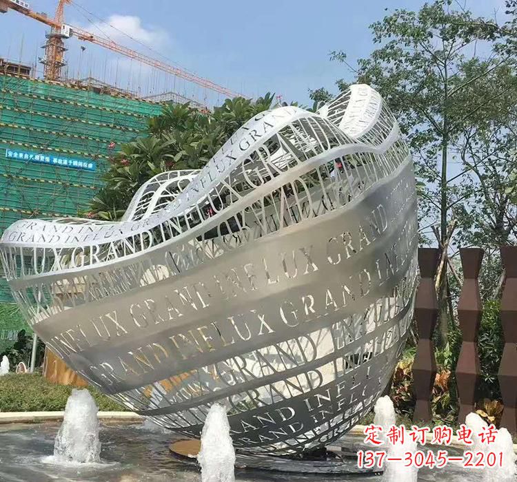 南京不锈钢元宝雕塑精致华贵的象征