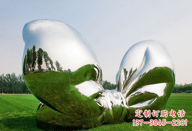 南京艺术之美——不锈钢园林大型蝴蝶结雕塑