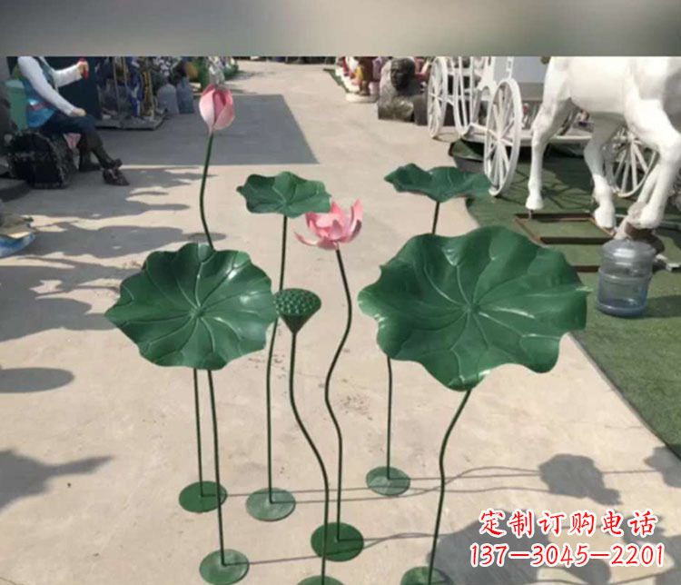 南京不锈钢园林荷花雕塑
