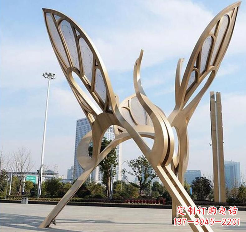 南京不锈钢园林仙鹤雕塑传承传统艺术精髓