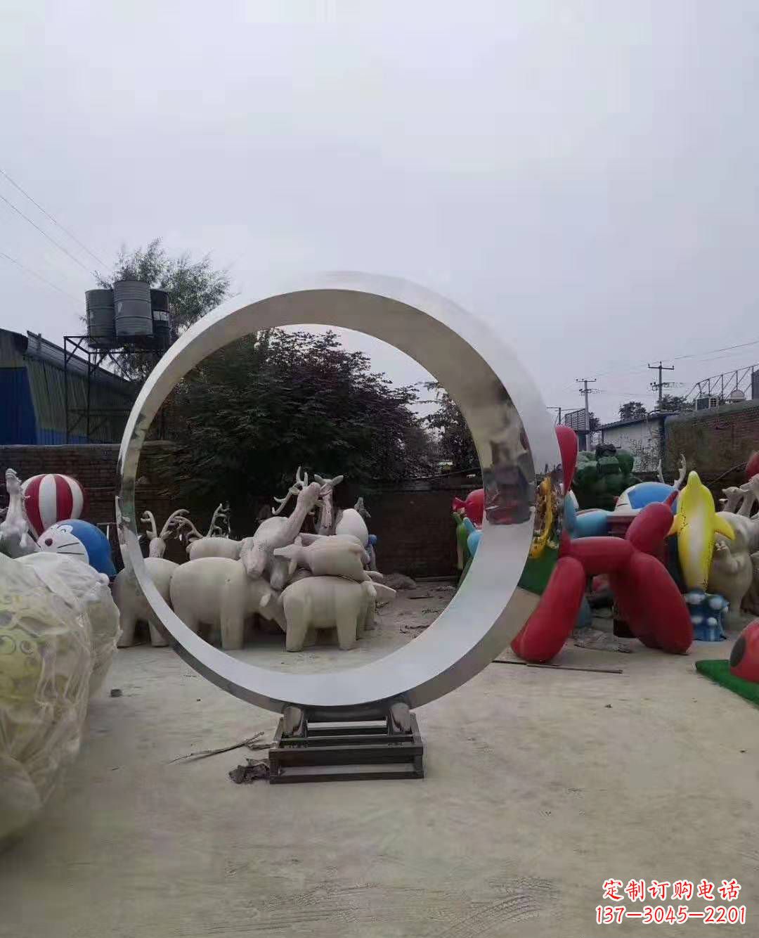 南京不锈钢圆环雕塑，点缀环境美景
