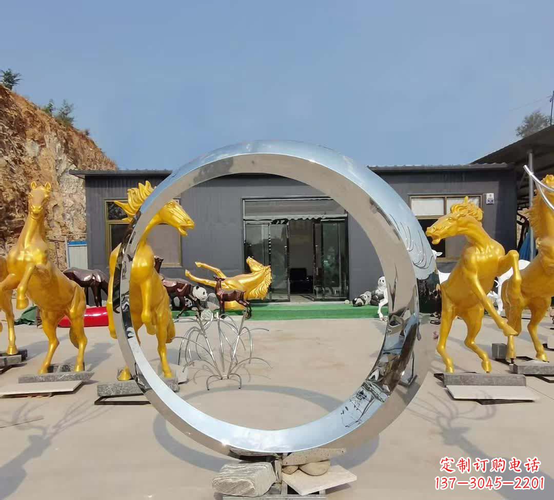 南京不锈钢圆环雕塑让景观更加精彩