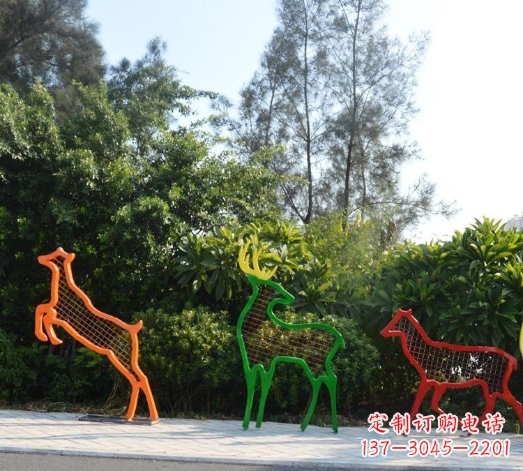 南京精美的彩色不锈钢梅花鹿雕塑