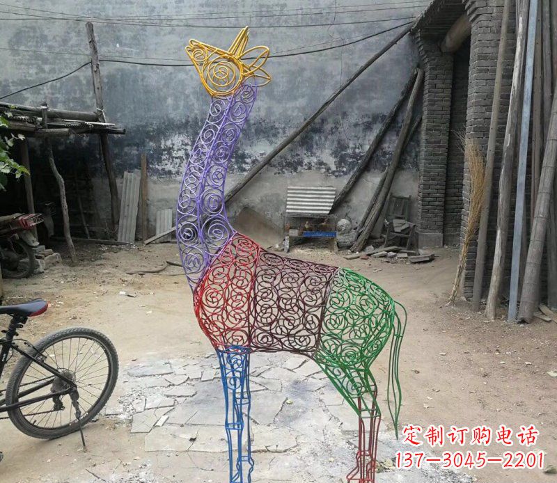 南京彩色不锈钢镂空梅花鹿公园动物雕塑