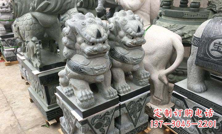 南京踩球狮子门口看门石雕