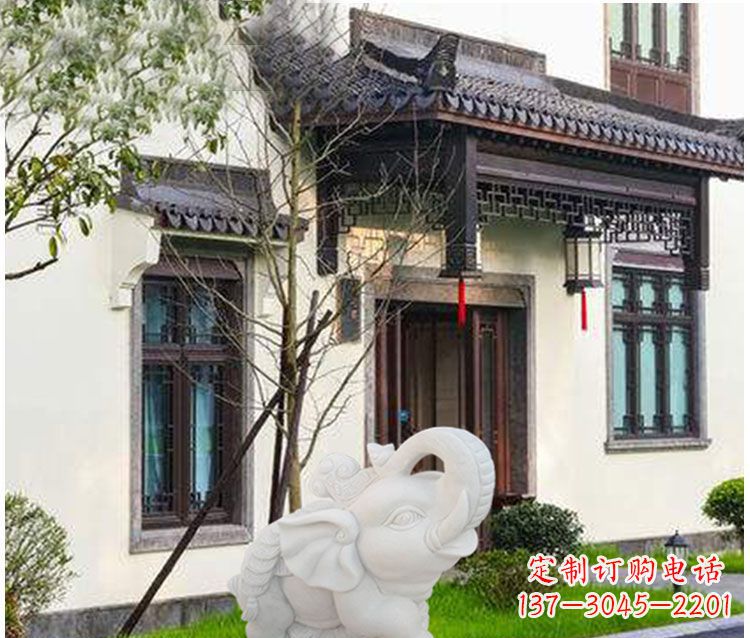南京踩元宝铜钱的小象门口招财石雕