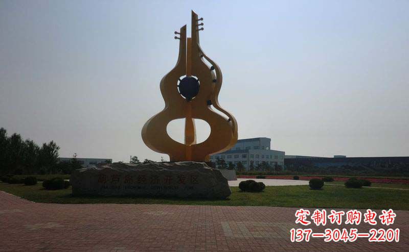 南京城市的不锈钢葫芦雕塑