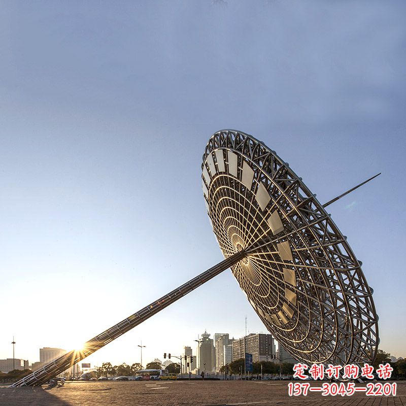 南京引领城市风采的大型不锈钢创意日晷雕塑