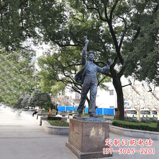 南京聂耳传奇一座铜雕的赞歌