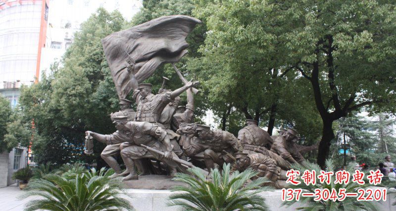 南京革命战士的英勇雕塑