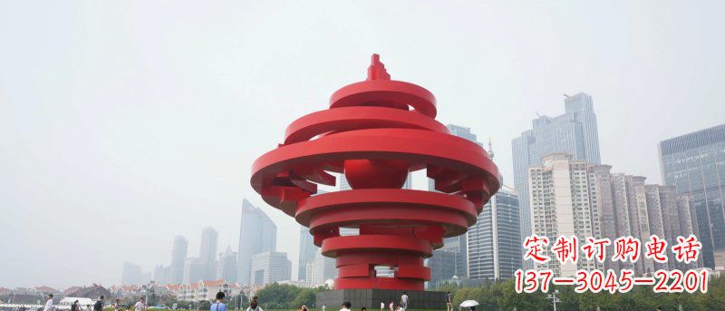 南京火炬雕塑标志五月风光