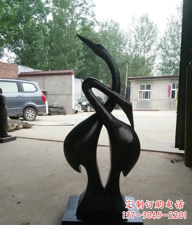 南京抽象天鹅景观动物铜雕