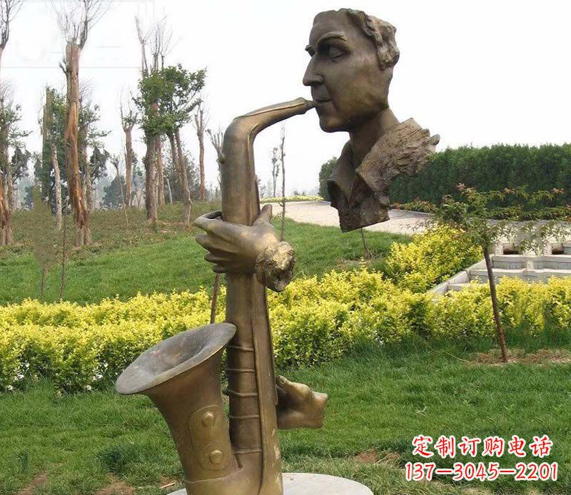 南京萨克斯雕塑艺术的精美表现