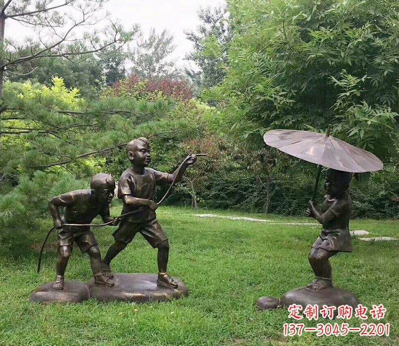 南京纪念儿童的美好时光——铜雕塑