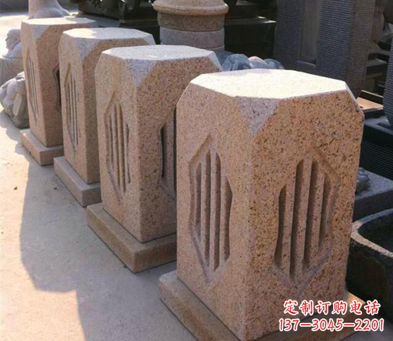 南京精美的大理石灯雕塑