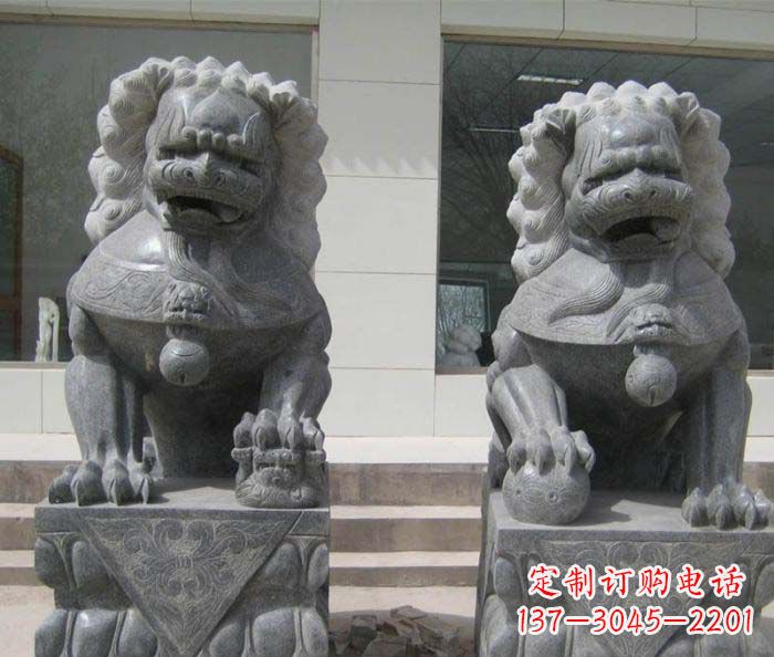 南京大理石雕刻的狮子雕塑