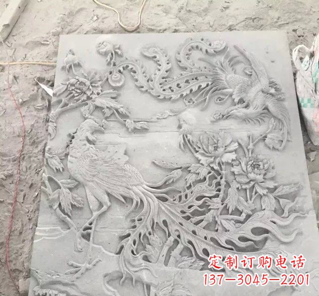 南京精美的凤凰雕塑