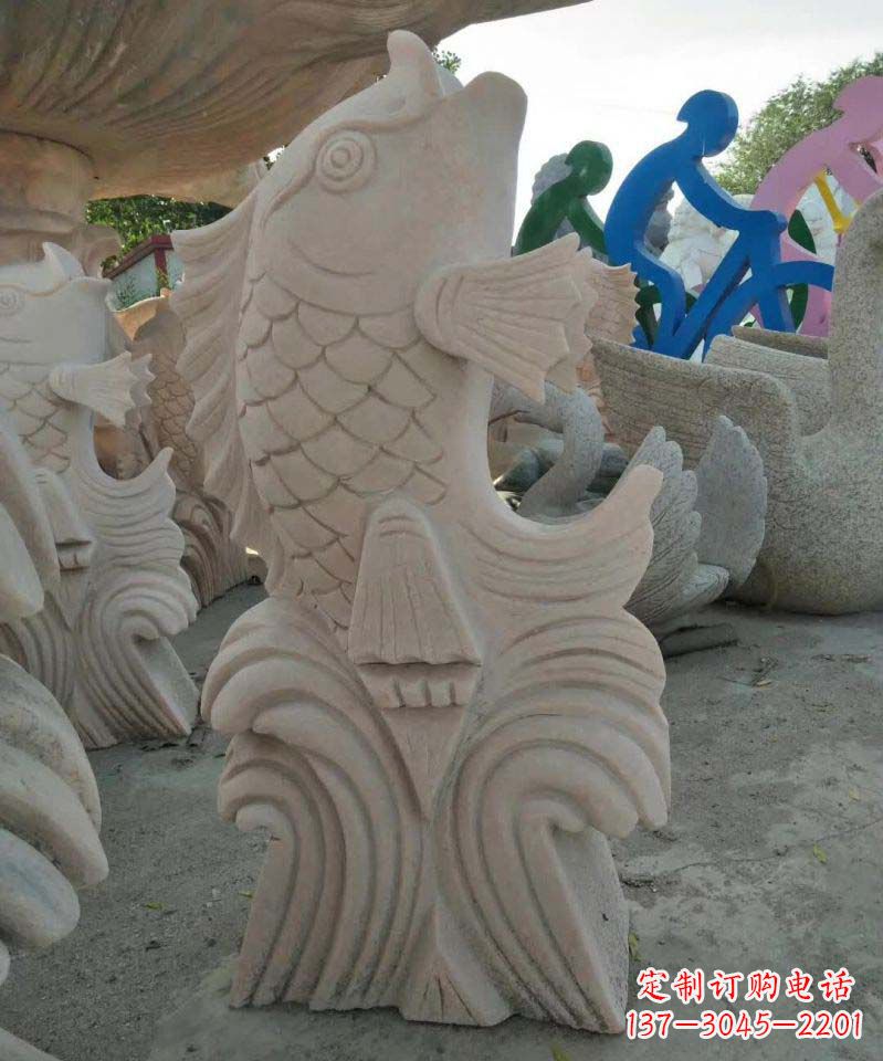 南京大理石艺术装饰绚丽多彩的鲤鱼雕塑