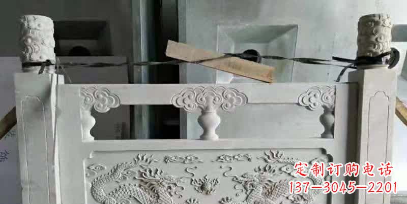 南京大理石龙浮雕栏板1