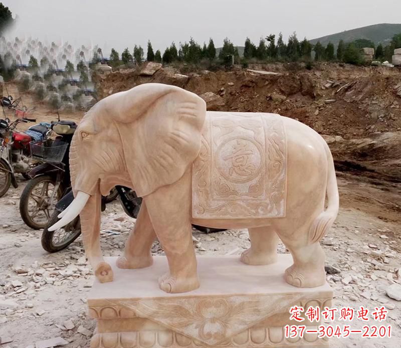 南京优雅大象大理石雕塑