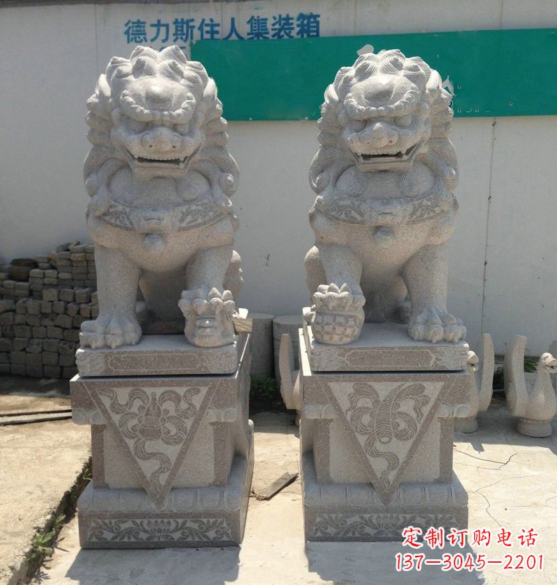 南京精致大理石狮子雕塑