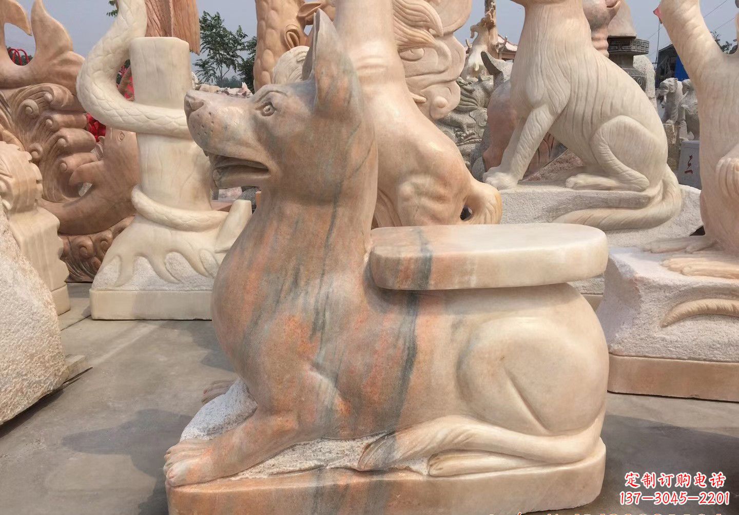 南京大理石中国传统生肖座椅雕塑