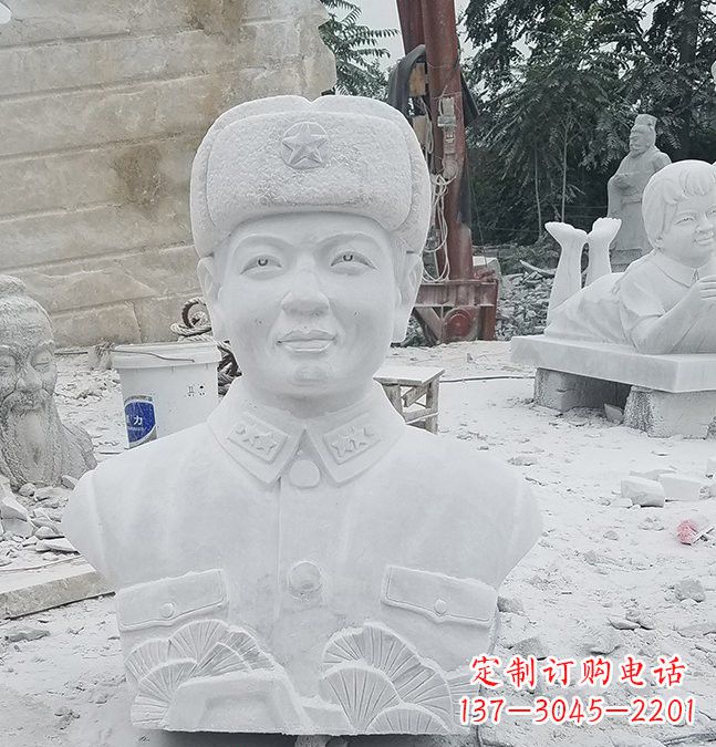 南京大理石校园雷锋头像
