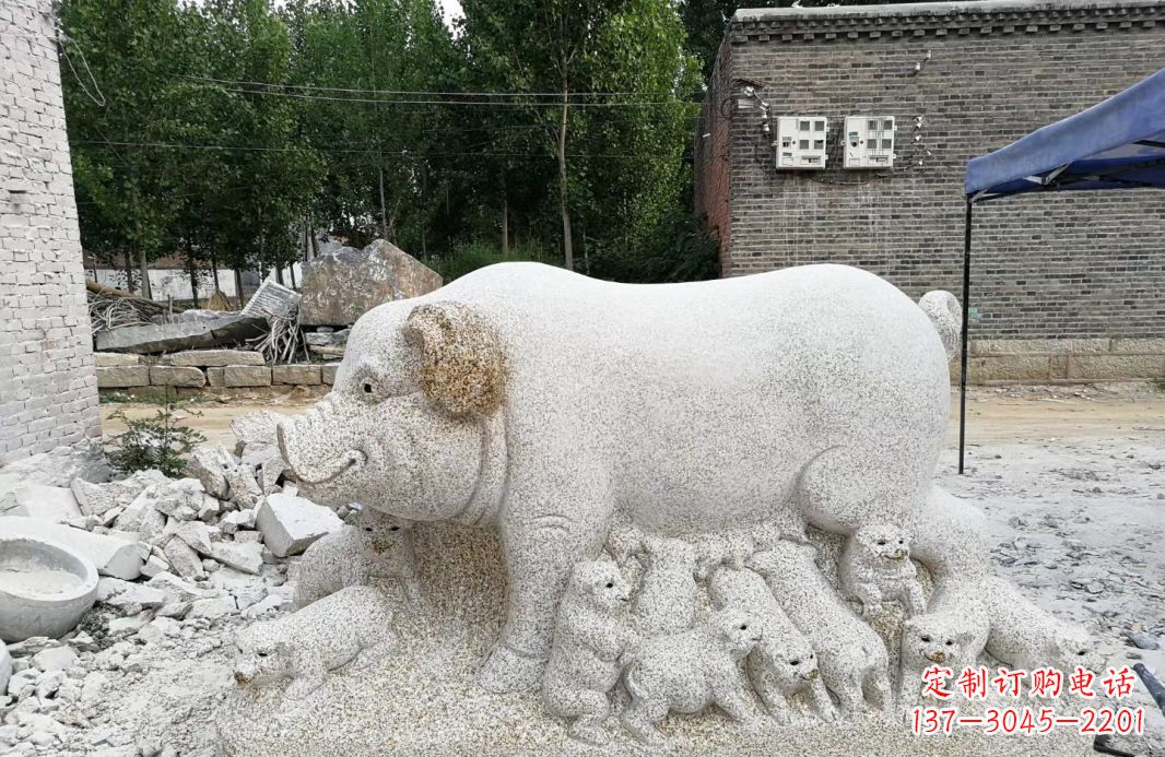 南京大理石招财小母猪动物雕塑
