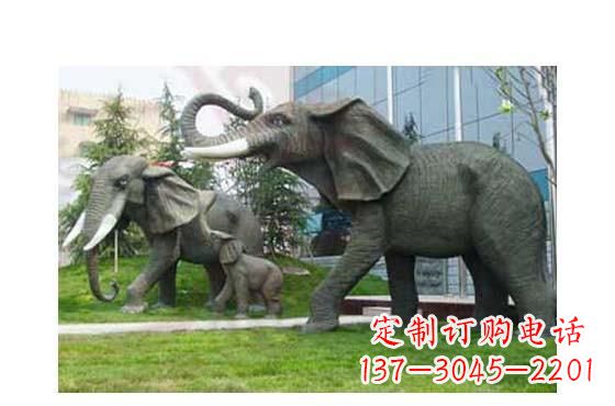 南京精美铜雕大象一家三口