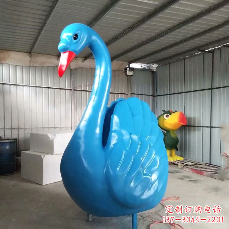 南京大型彩绘天鹅雕塑