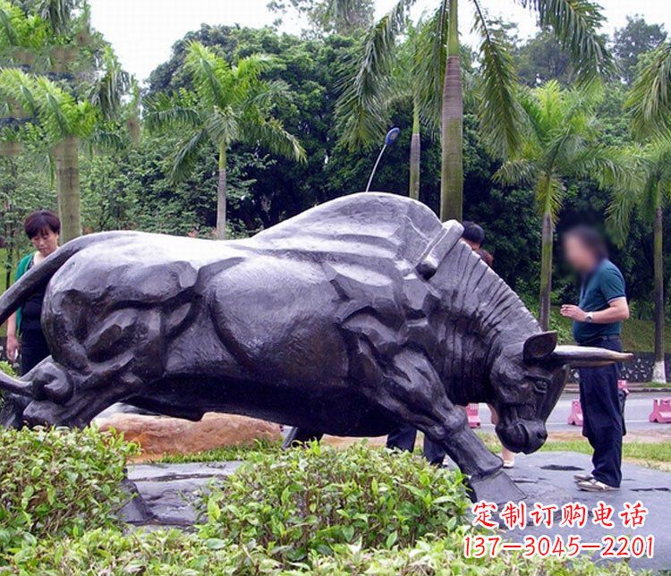 南京大型公园动物牛铜雕塑