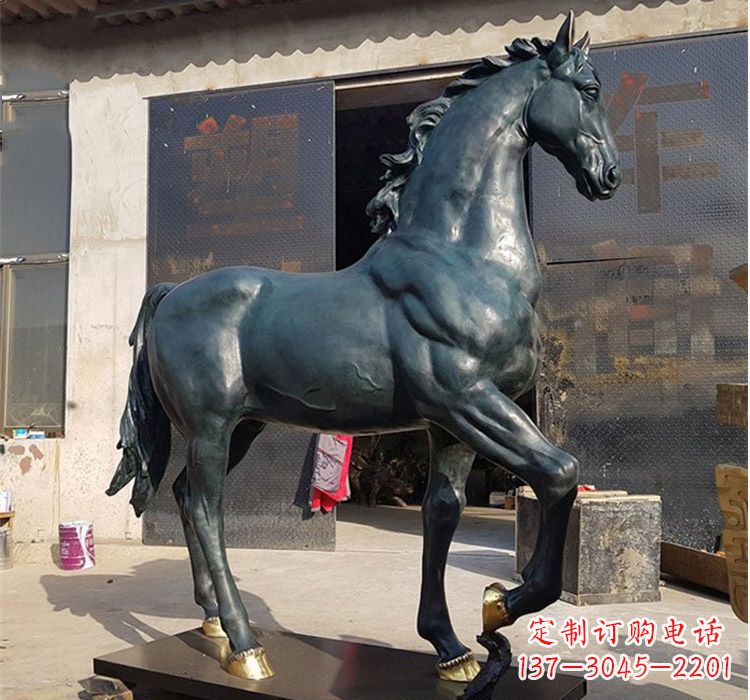 南京大型公园铸铜马雕塑