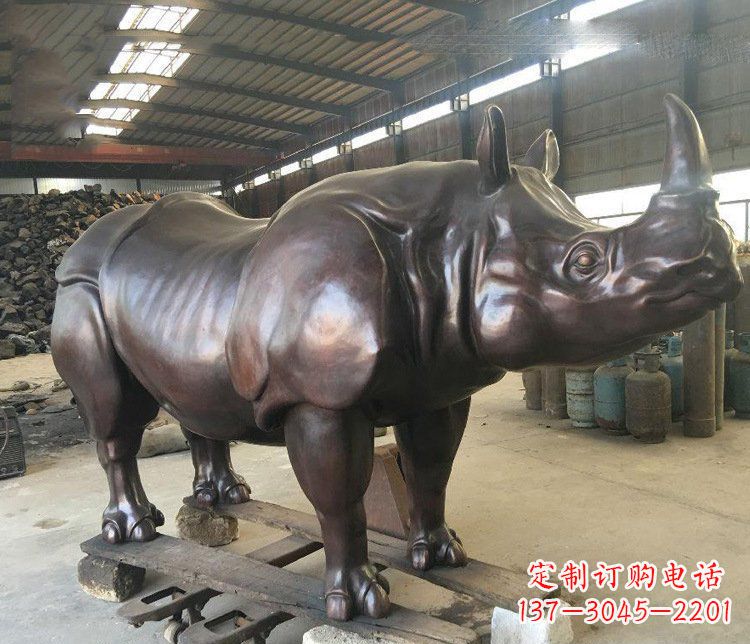 南京精致大型牛铜雕塑