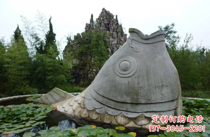 南京大型喷水鲤鱼石雕