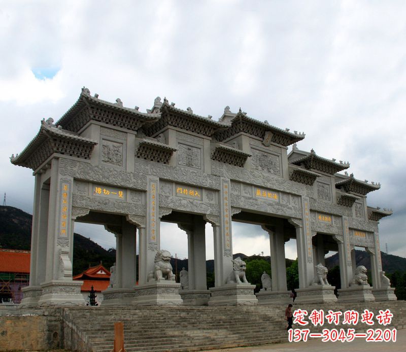 南京具有传统文化特色的大型五门石雕牌楼雕塑