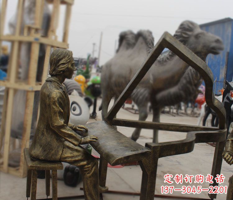 南京钢琴铜雕——表达艺术之美的完美融合