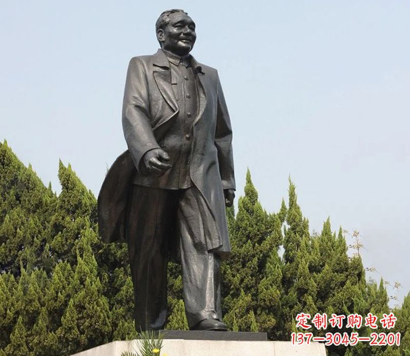 南京邓小平公园伟人铜雕