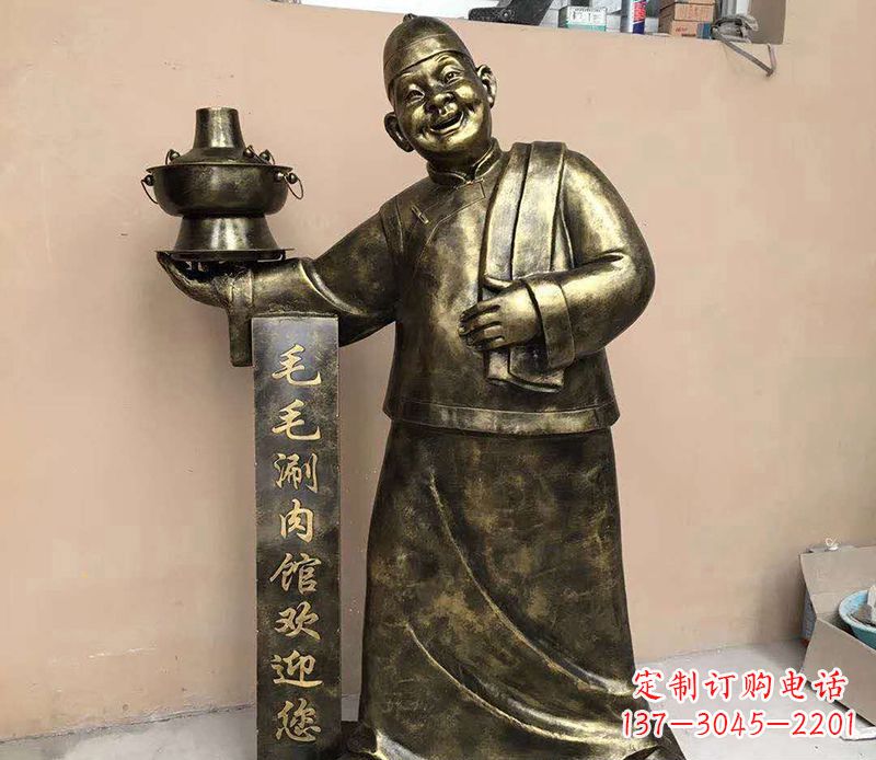南京店小二铜雕——精致细腻的艺术之美