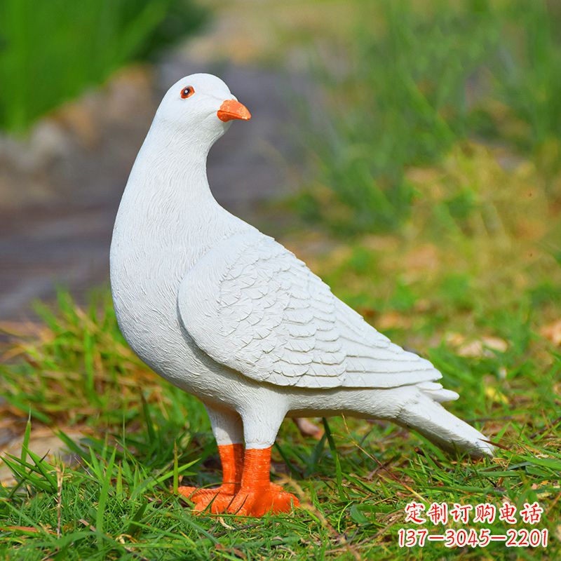 南京和平鸽雕塑传递和平与希望的象征